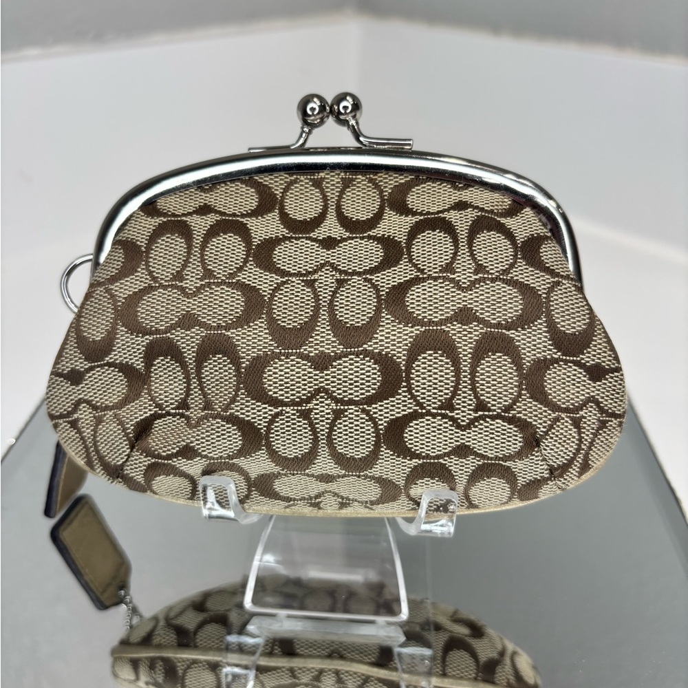 Vintage Coach Kiss lock Coin Purse - Picture 2 of 10